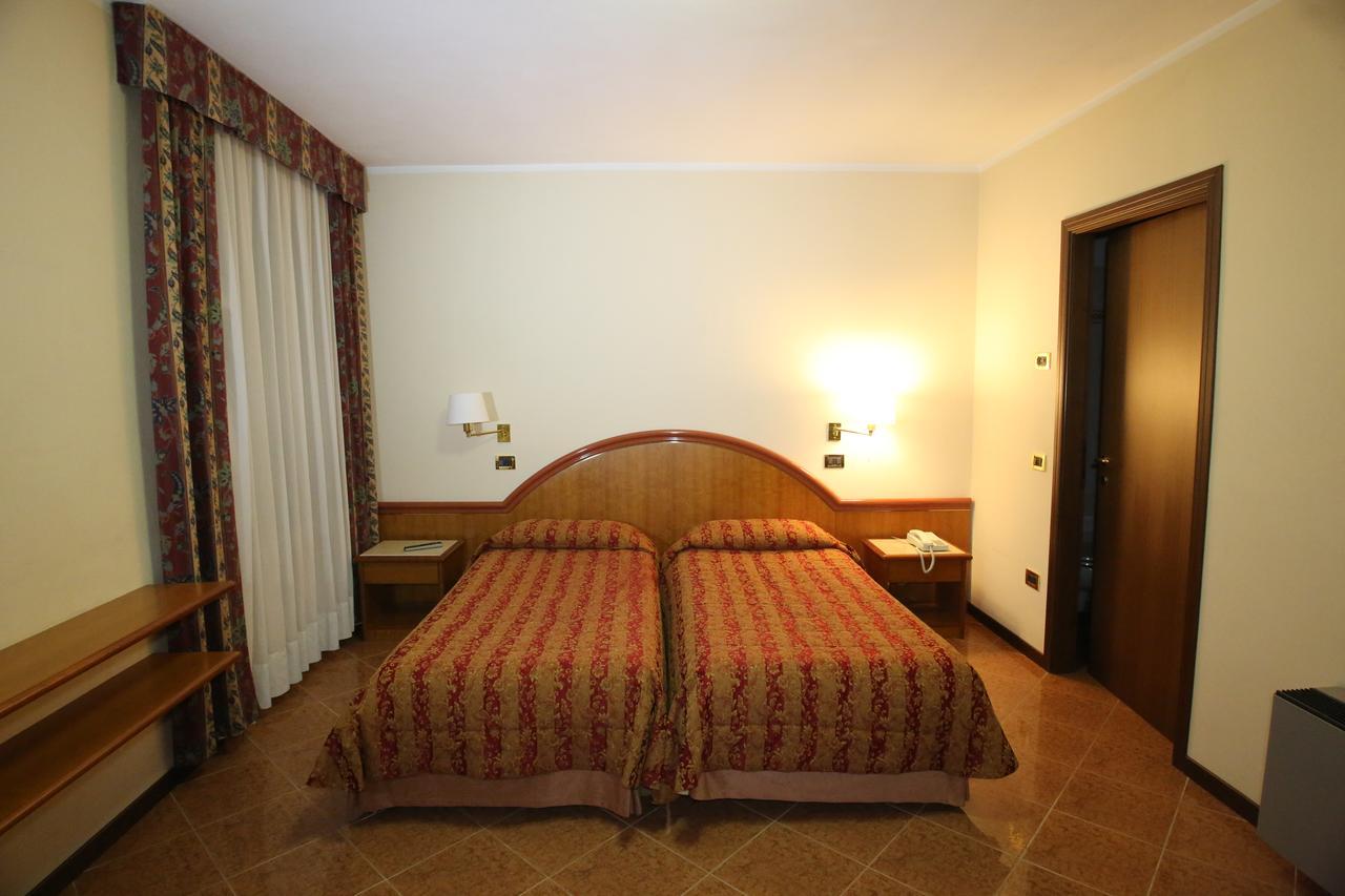 Hotel Paris